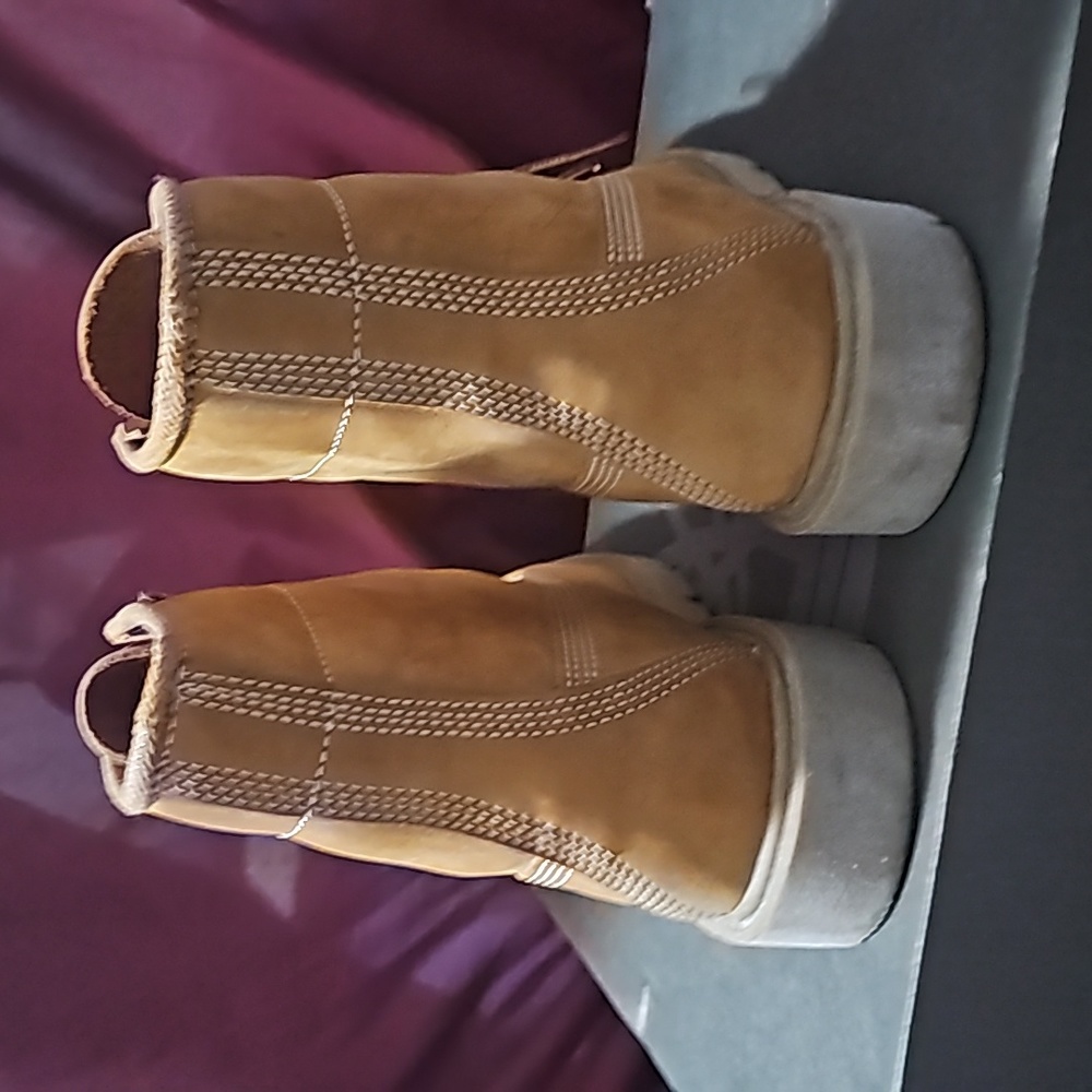 Timbaland Shoes - Picture 2 of 5